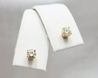 Genuine Diamond Stud Earrings in 14kt Yellow Gold