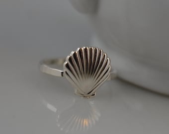 Sterling Silver Seashell Ring