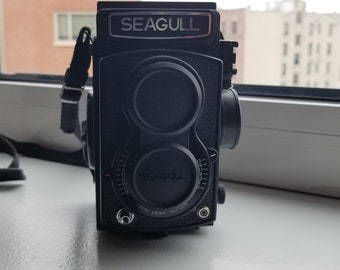 Seagull 4A-105 Twin Lens Reflex TLR Camera w/ SA-99 75mm F/3.5 Lens