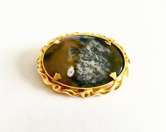 Victorian Style Oval Agate Pin, Brooch, Pendant in Gold Toned Bezel Setting, Natural Polished Agate
