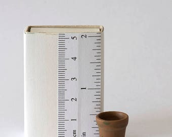 1/12th scale Small Aged Flowerpot with Saucer