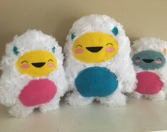 Happy Yeti Stuffie