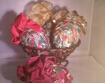 5 Fabric Pine Cone Ornaments Plus Lot of 12 Christmas Decorations