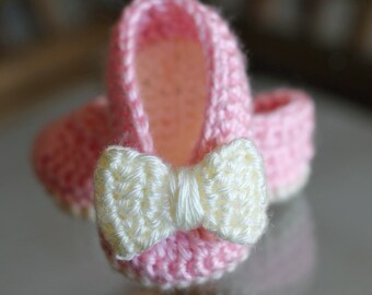 crochet baby girl shoes, crochet ballerina shoes, baptism shoes, bow crochet booties, baby girl booties, baby shower gift, baby shoes