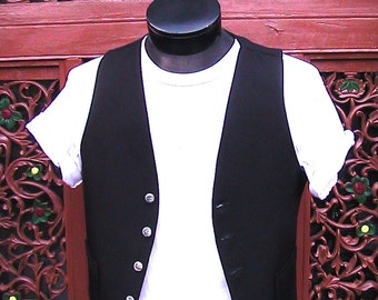 38 Men's Black Vest with pockets