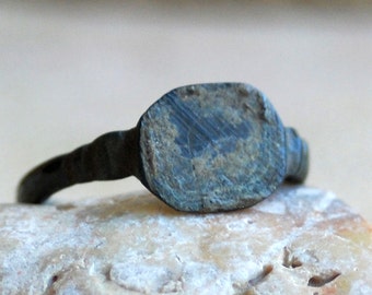 size 9, antique or vintage ring from a private archaeological dig, cool vintage, metal patina, X 710