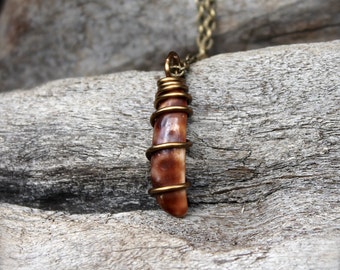 Hawaii Seashell Necklace - Hawaiian Jewelry - Wire Wrapped Shell Pendant - Summer Bohemian Jewelry from Hawaii - Hippie Boho Gypsy Necklace