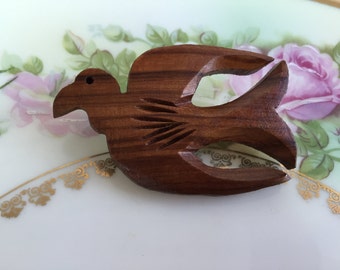 Vintage carved Wood Brooch Peace Dove Bird Wooden