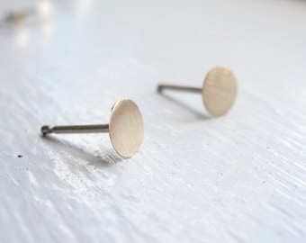 5mm Flat Gold Colored Brass studs, 5mm Brass earrings, silver studs, Brass flat disks stud earrings 0029