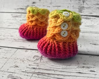 0-6 Month Baby Booties, Rainbow Slipper Boots, Crochet Crocodile Rainbow Boots, Ready To Ship