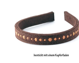 Headband made of wool felt embroidered with a shiny copper thread