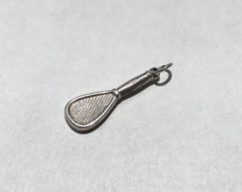 e059 Vintage Sterling Silver Paddle Charm Pendant