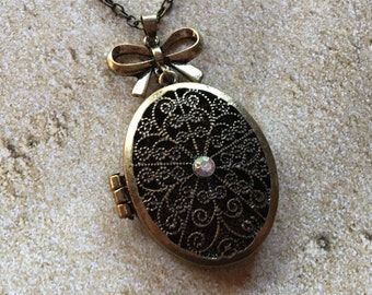 Metal Pendant, Pendant, Necklace, Jewelry, Womens Jewelry, For Her, Trending Items, Vintage Look