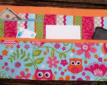 Owl Vendor Craft Apron, Farmer's Market, Teacher Apron, Utility Apron, Garden apron