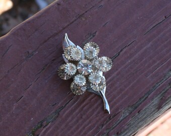 Vintage Brooch Pin Diamonds Silver Leaf