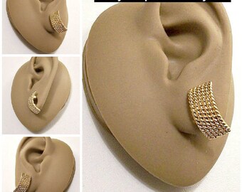 Monet Square Link Chain Discs Pierced Stud Gold Tone Earrings Vintage Long Curved Imprinted Rows Wide Band Big Buttons