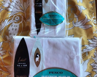 Vintage Penco superior muslin 100% cotton sheets Penny's. 72 x 108 twin sheet and two pillow cases.