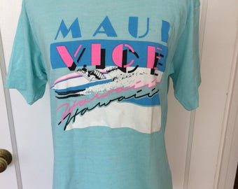 Vintage 1980's mens/womens hawaii tshirt. Size M