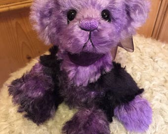PRISSY: a handmade artist teddy bear from Jazzbears