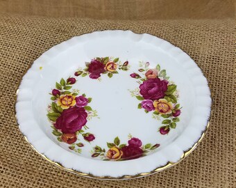 Vintage Cottage Rose Fine Bone China ash tray tobacciana ceramic