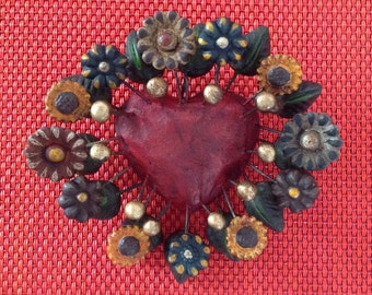 Frida Kahlo style brooch made of clay and hand-painted