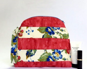 Cosmetics zippered pouch