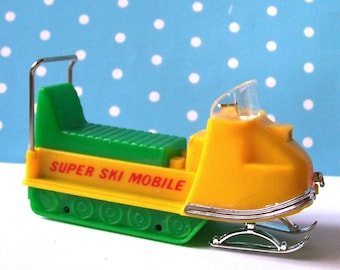 Wilton Super Ski Mobile Topper- Vintage Collectable Wilton