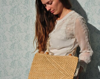 Straw bag, woven bag, vintage woven bag, straw crossbody bag, straw shoulder bag, vintage straw shoulder bag, woven bag vintage