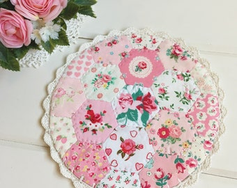 a most lovely hexie patchwork doily no. 5