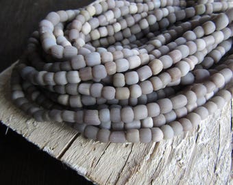 lilac grey glass seed beads, lilac purple seed beads, small rustic tube barrel spacer , New Indo-pacific 3 to 6mm ( 22 inch strd) 7ab29-26