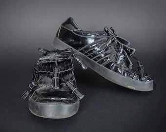 Retro 90's ADIDAS Jeremy Scott Patent Golf Shoe, Retro 90's Adidas Jeremy Scott 3 Tassel Golf Sneaker,FREE SHIPPING to Canada and U.S.A