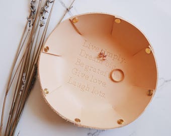 3rd Anniversary Gift Personalized Leather Valet Tray Ring Dish Trinket Dish Dice Tray Wedding Gift Jewelry Dish Housewarming Gift Home Decor
