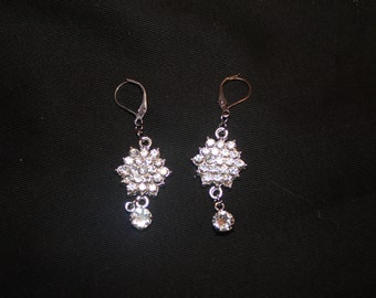 Ladies crystal pierced earrings