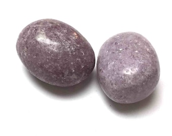 Tumbled Lepidolite. Lavendar Silver. Tumbled Stone. Gemstone Undrilled. Reiki. Matrix Stone. Wire Wrapping. 27mm - 30mm. One (1)