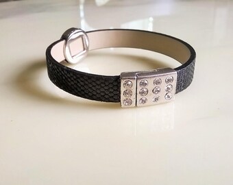 BLACK SNAKESKIN EFFECT LEATHER BRACELET