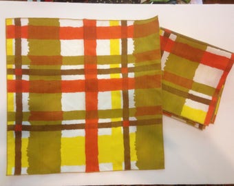 EIGHT MOD Napkins 70s VIntage Napkins