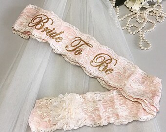 Bachelorette Sash and Veil Set - Lace Bride To Be Sash - Bridal Shower Gift for Bride - Lace Sash