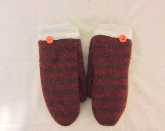 Upcycled warm and soft wool sweater mittens
