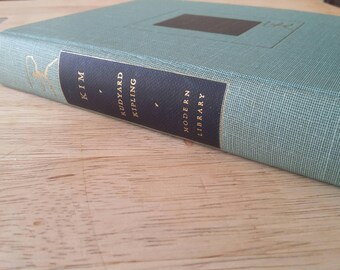 Kim by Rudyard Kipling // Vintage Hardback// 1928 // Classic Fiction // The Modern Library
