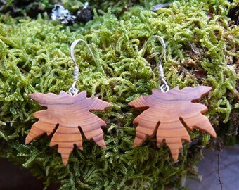Wood Maple leaf Earrings, Nature inspired jewelry, Earthy earrings, Sterling silver maple leaf earrings, Botany lover Earrings