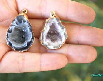 Half Geode pendant - Druzy Geode pendant - Gold Electroplated crystal - Electroplated Geode - Gemstone Geode necklace - Gift for her