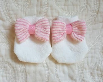 Newborn Mittens with Pink and White Bows to match your Newborn Hospital Hat/Beanie