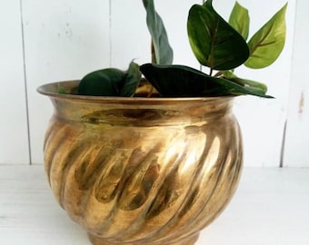 Ribbed Brass Planter