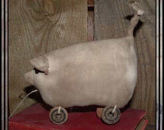 Primitive white colored piggie, piggy, pig pull toy HAFAIR faap ofg