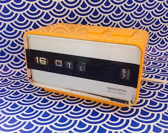 Vintage Alarmclock, Alarm clock, 70s, Orange, Remington, made in W-Germany, flip clock