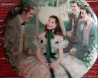 Gone with the wind Music Box. "Scarlett at twelve oaks" Music by Tara's Theme.