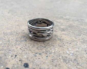 Crumpled-look sterling silver band ring
