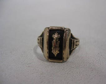 Vintage 10k Class Ring