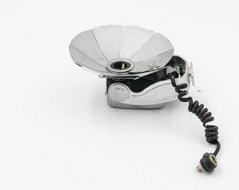 Antique Collapsible Flash Gun Attachment With Silver Mesh Reflector