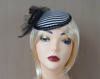 fascinator black & white